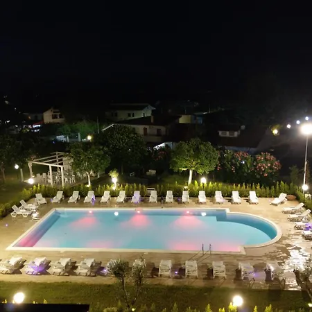 Village 4*