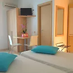 Hotel Village
