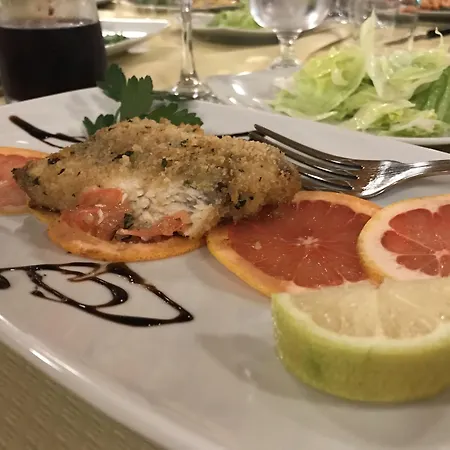 Village 4* 로사노