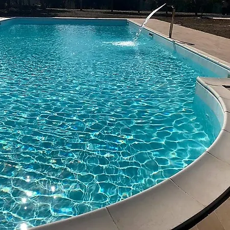 Village Hotel 4*