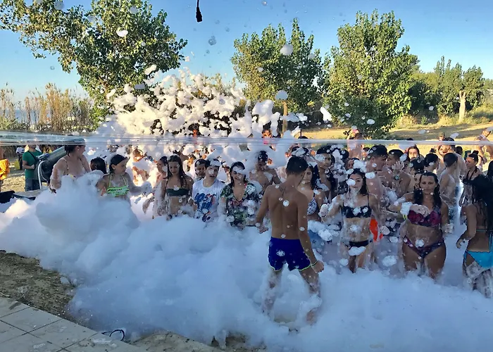 מלון Village רוסאנו